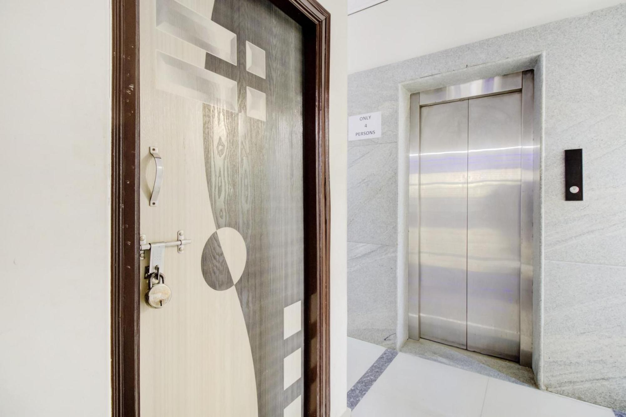 Hotel O Malnad Grand Inn Kumbalgod Esterno foto