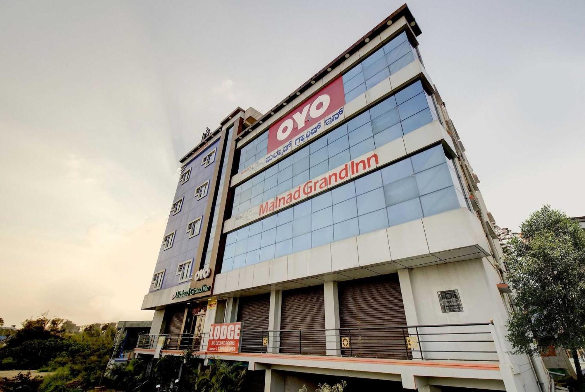 Hotel O Malnad Grand Inn Kumbalgod Esterno foto