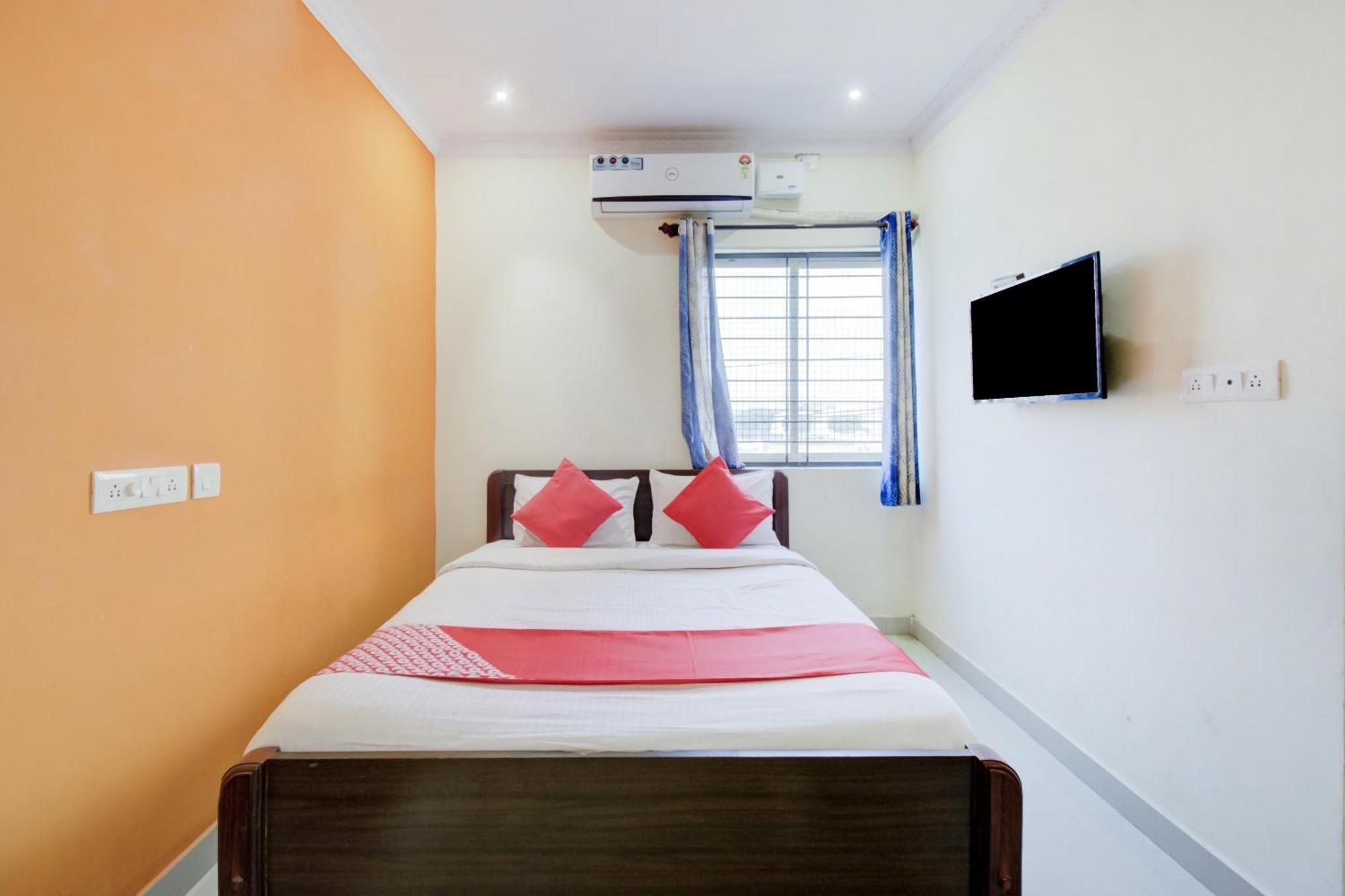 Hotel O Malnad Grand Inn Kumbalgod Esterno foto
